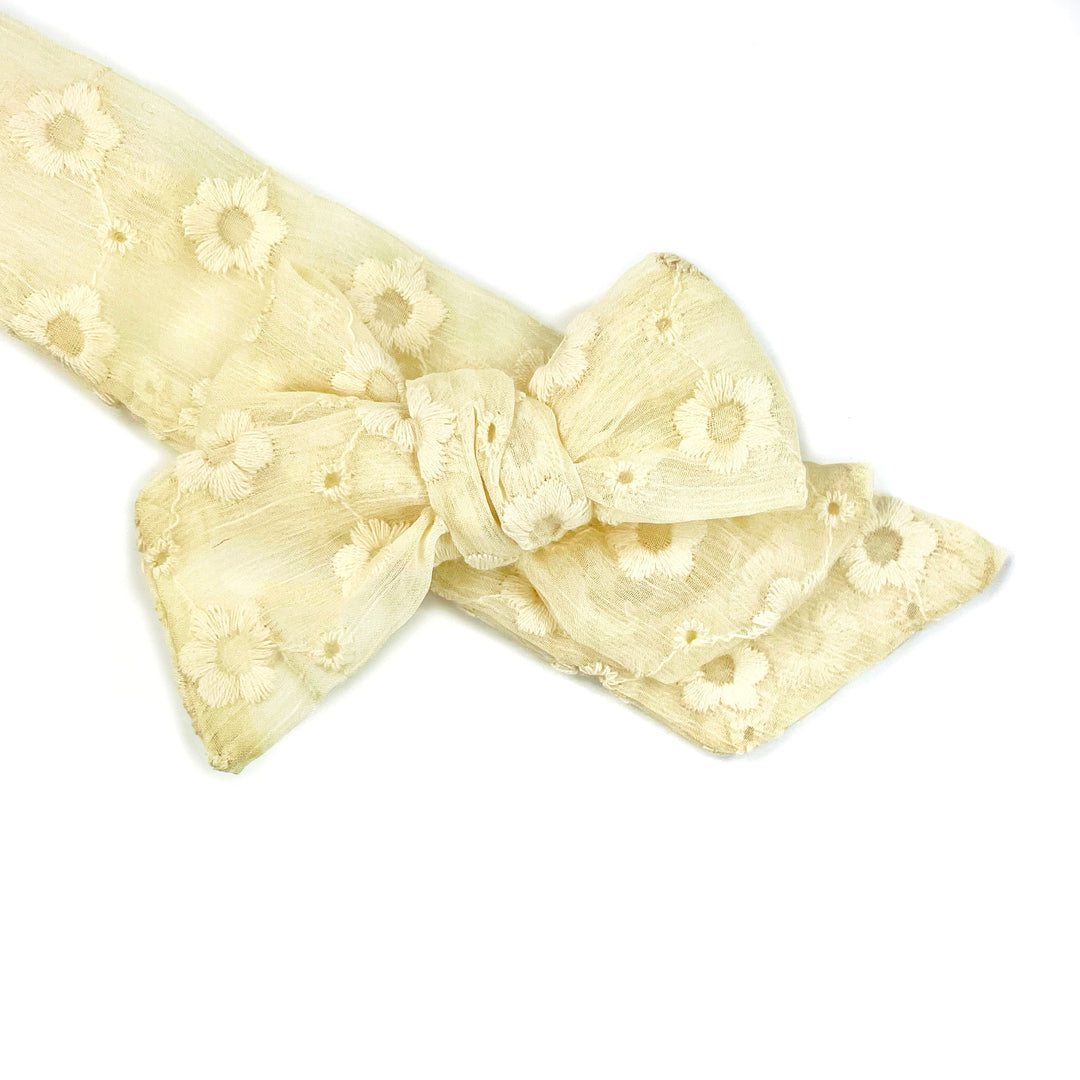Nude Daisies Tulle JB Effortless Bow Strips - Closed Edge