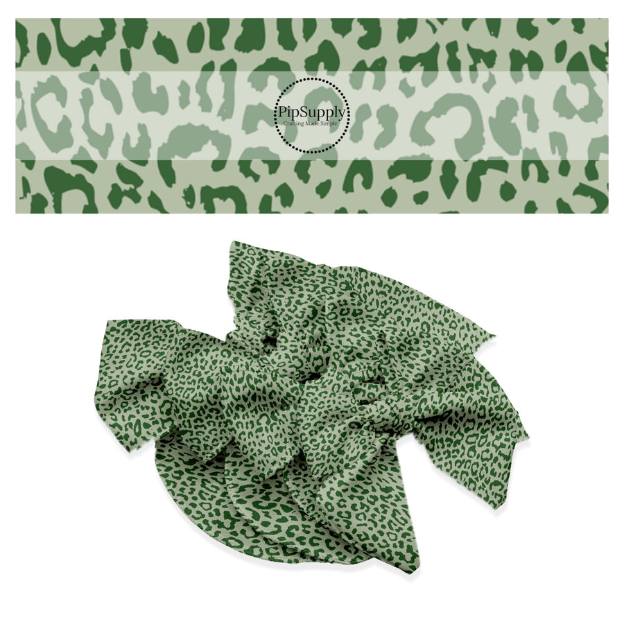 These classic leopard pattern themed no sew bow strips can be easily tied and attached to a clip for a finished hair bow. These Valentine's Day bow strips are great for personal use or to sell. These bow strips feature green colored leopard print.