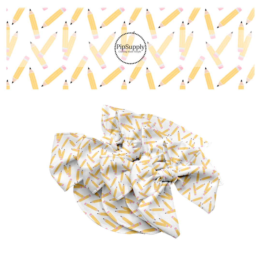 These school themed no sew bow strips can be easily tied and attached to a clip for a finished hair bow. These bow strips are great for personal use or to sell. These bow strips feature the following design elements: pastel pencil pattern.