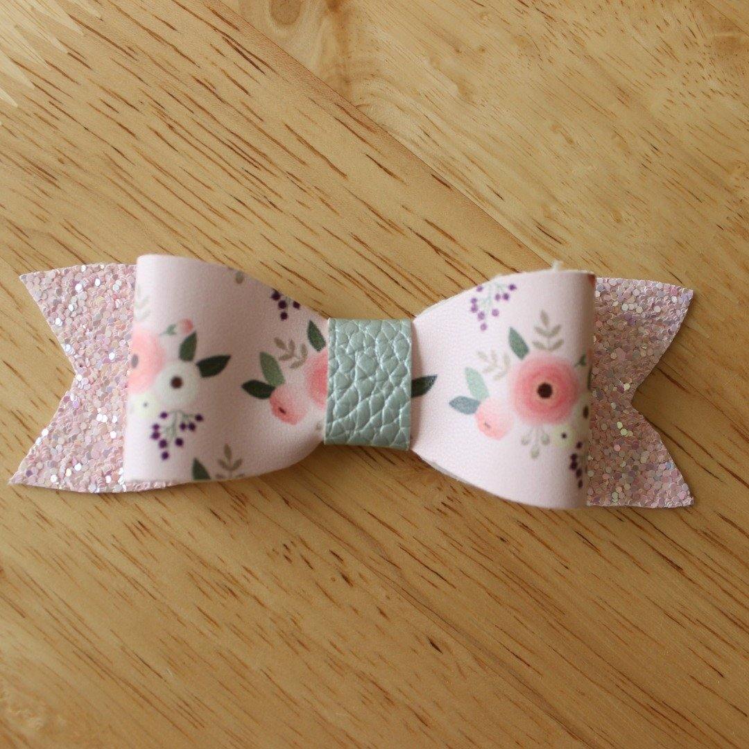 DIY Fabric Bow - Pretty in Pink Supply