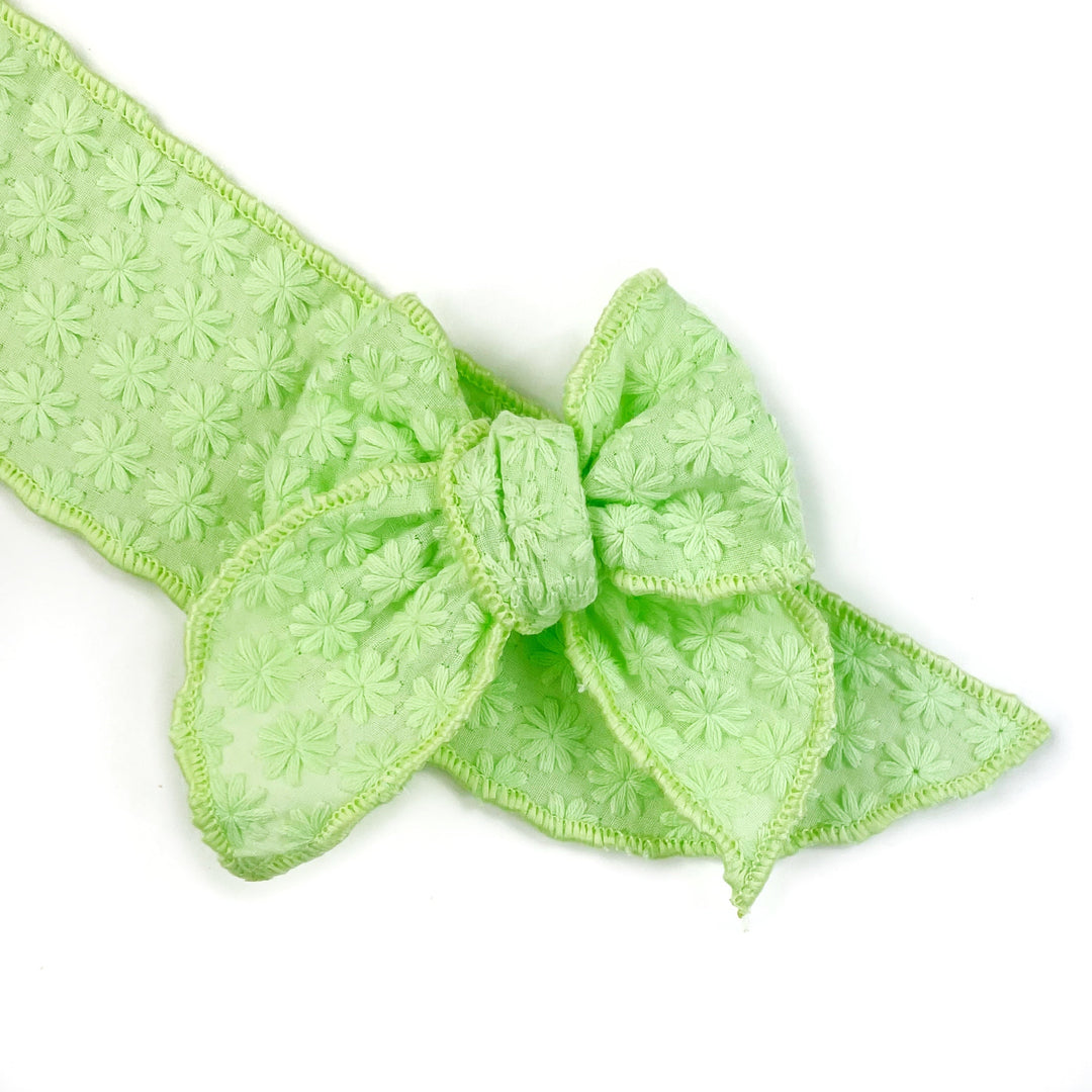 Light Green Daisy Effortless Bow Strips - Serged Edge