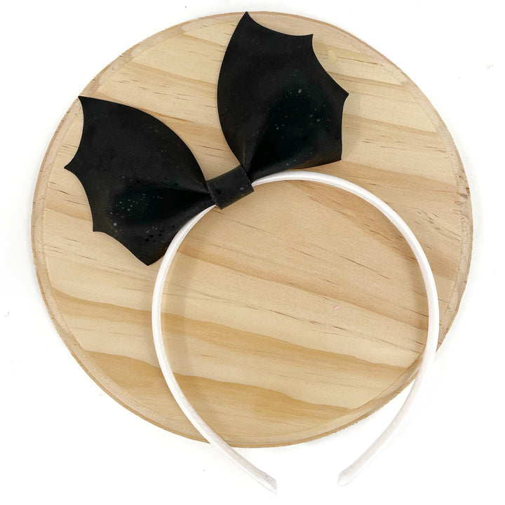 Bat Wing Topper Die