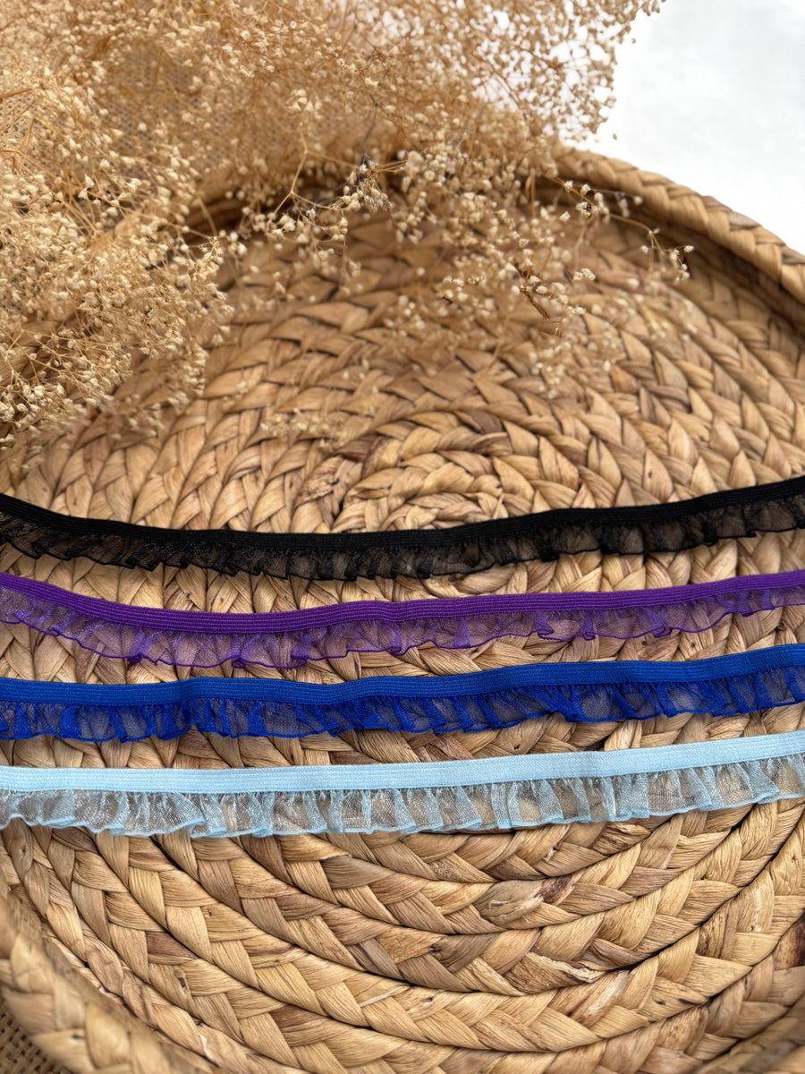 Trim 35 - solid in 1 yard increments
Perfect For:
Hair bows, headbands, accessories
Bag accents, keychains, wristlets
Sewing projects, garment trim
Scrapbooking, card making, DIY crafts
Holiday décor, gift wrapping
Adding texture and dimension to your handmade designs