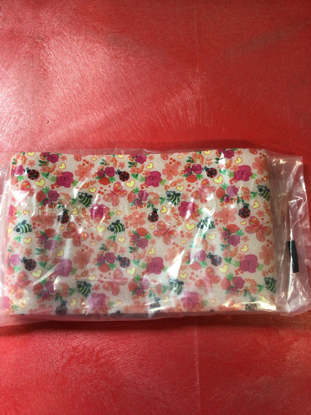 PIPS PERKS - Buzzing Bee Garden Fabric By The Yard