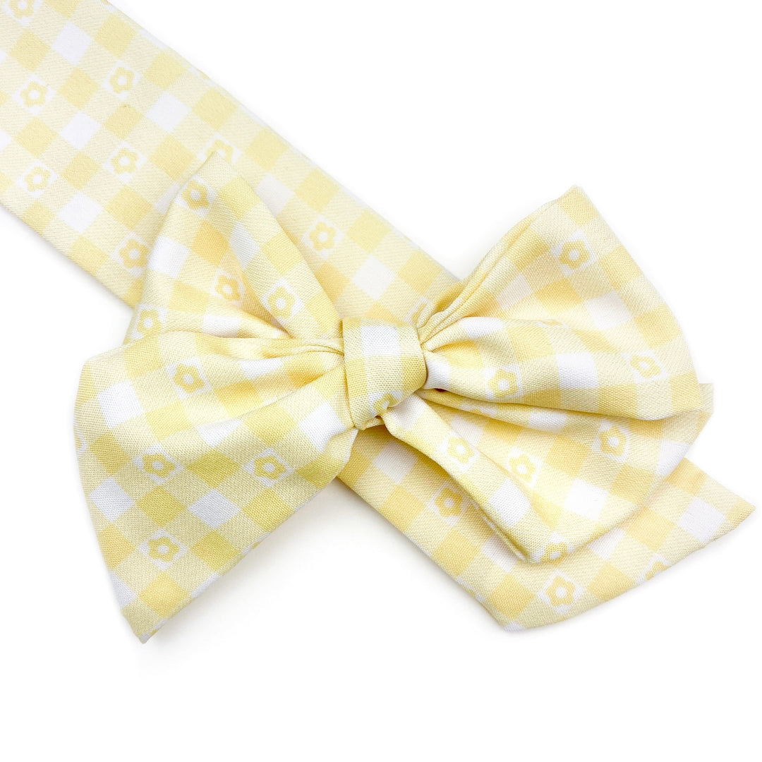 Yellow Daisy Gingham Effortless Bow Strips - Closed Edge