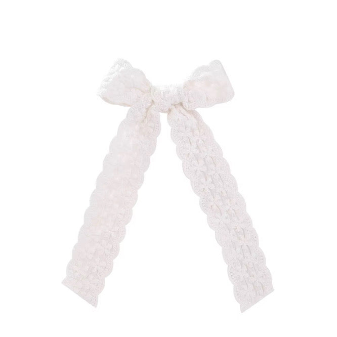 Off White Scalloped Long Tail Hair Bow w/ Clip