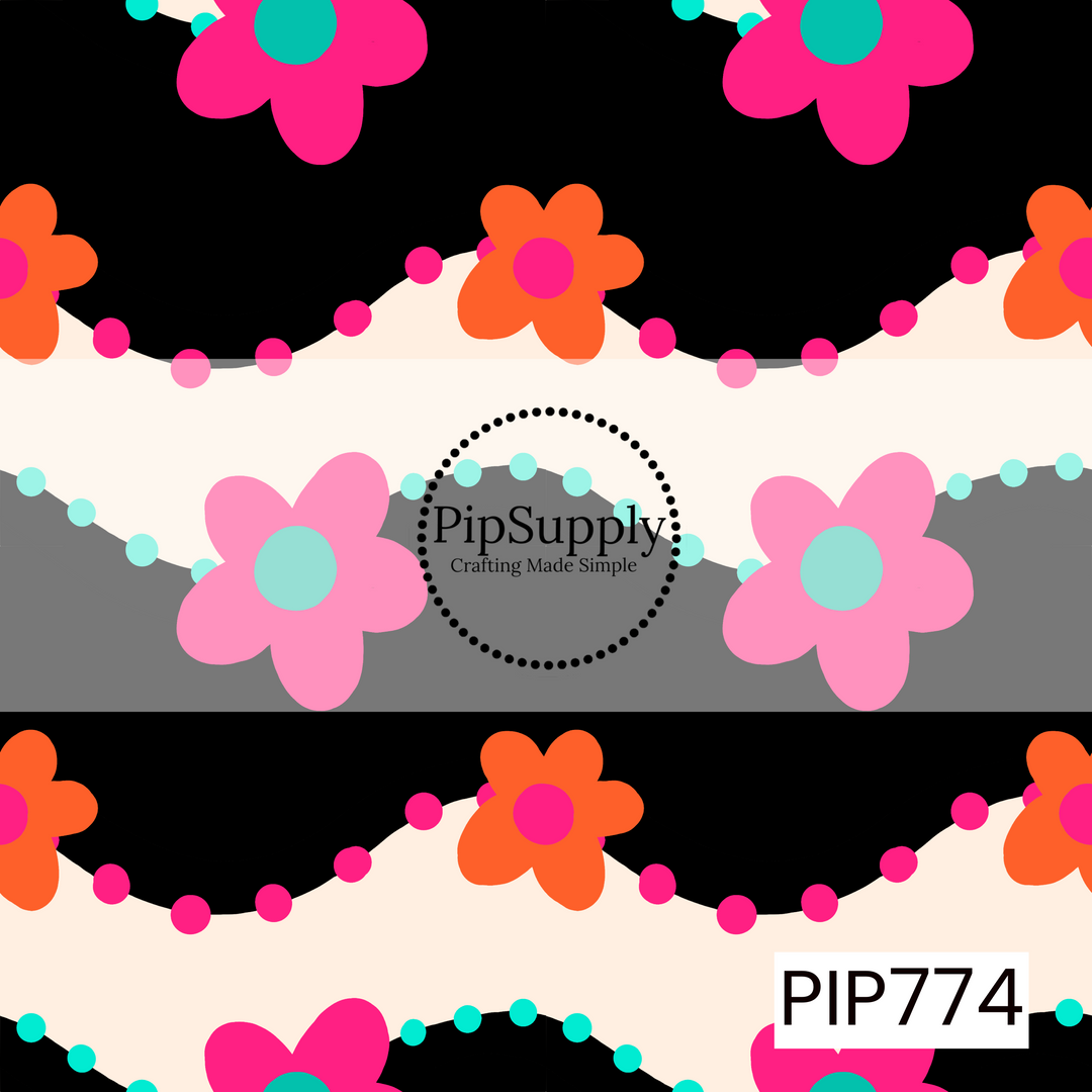 PIP774 - Groovy Paradise Wave Dotted Floral