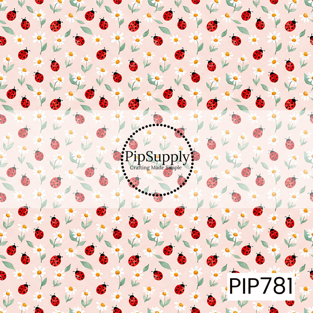 PIP781 - Tiny Daisy Ladybug