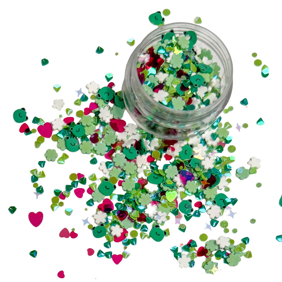 Green and White Clay Slice Mix

This princess inspired clay slice mix is versatile for many craft projects. This floral and heart mix has frogs, flowers, hearts, and dots. You can use it to add sparkle and decoration to resin projects, filling for shaker bows, slime making, party decor, scrapbooking, card making and nail art.