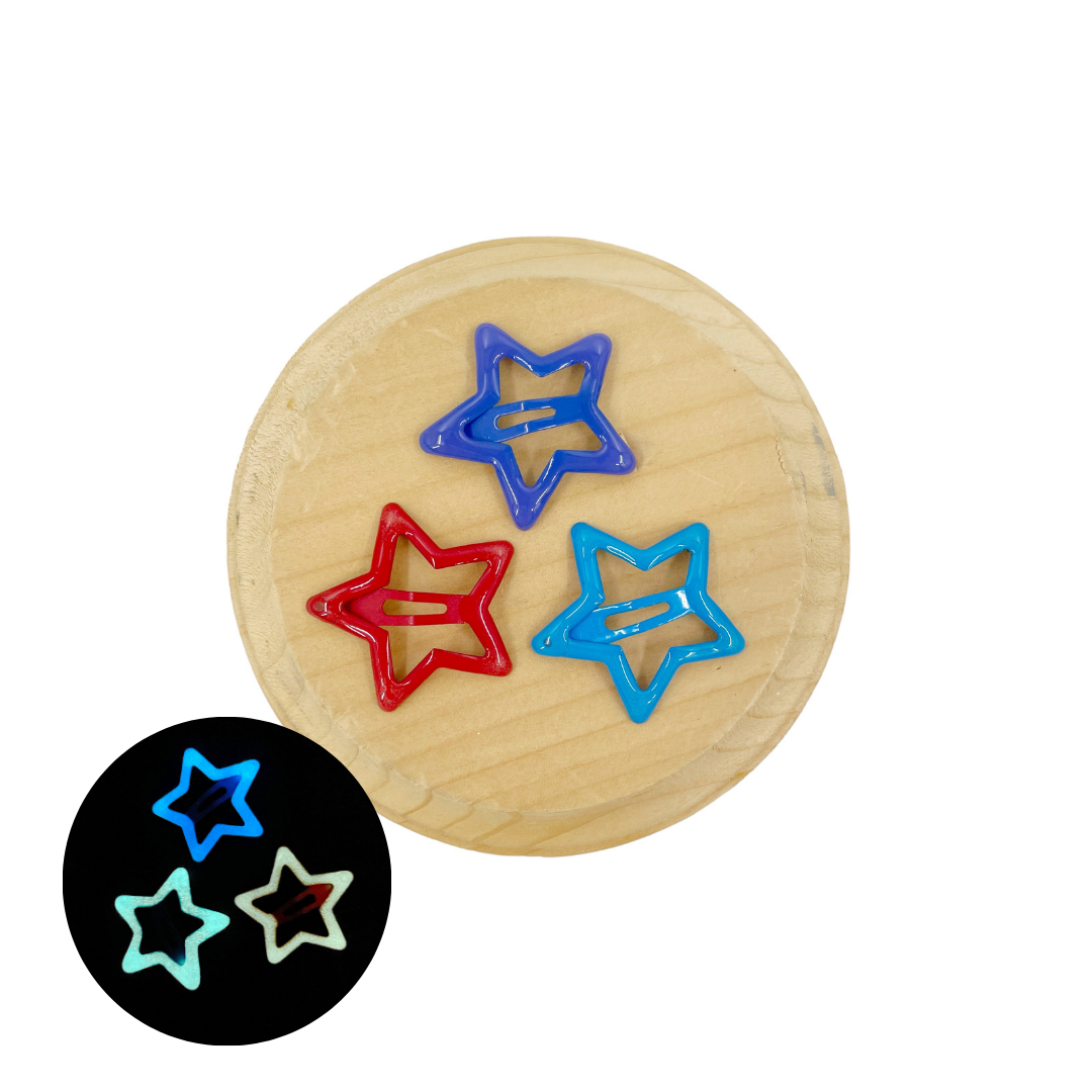 July Star Glow in the Dark Snap Clips