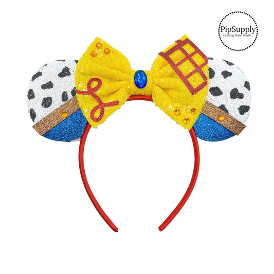 These movie inspired mouse ear headbands are a stylish hair accessory. These comfortable headbands have an attached yellow glitter bow and white glitter mouse ears. Along with rhinestones and cowboy embellishments. This hair accessory comes completely assembled and is great for park vacations, costumes or for everyday wear!