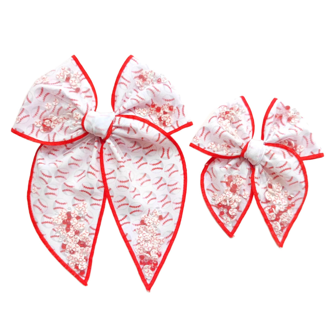 These sports themed shaker pre-cut tied bows are ready to package and resell to your customers no sewing or measuring necessary! These hair bows come with a clip already attached. The shaker bows come pre-filled with baseball pattern clay mix.