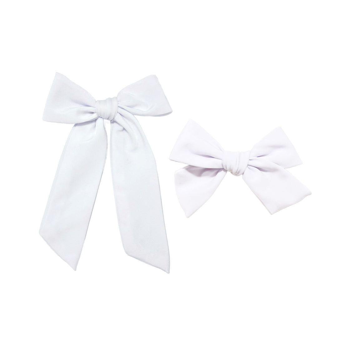 These basic swim pre-cut tied bows are ready to package and resell to your customers no sewing or measuring necessary! These hair bows come with a clip already attached.