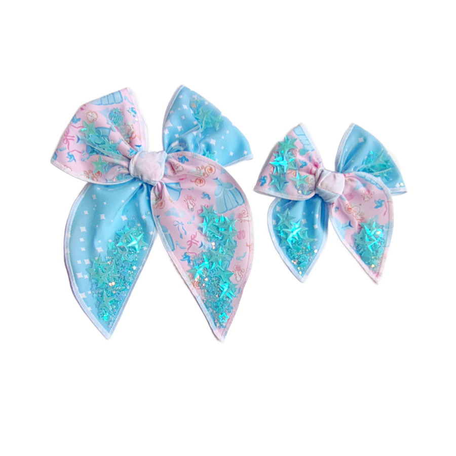 These princess themed shaker two toned pre-cut tied bows are ready to package and resell to your customers no sewing or measuring necessary! These hair bows come with a clip already attached. The shaker bows come pre-filled with princess inspired pattern mix.