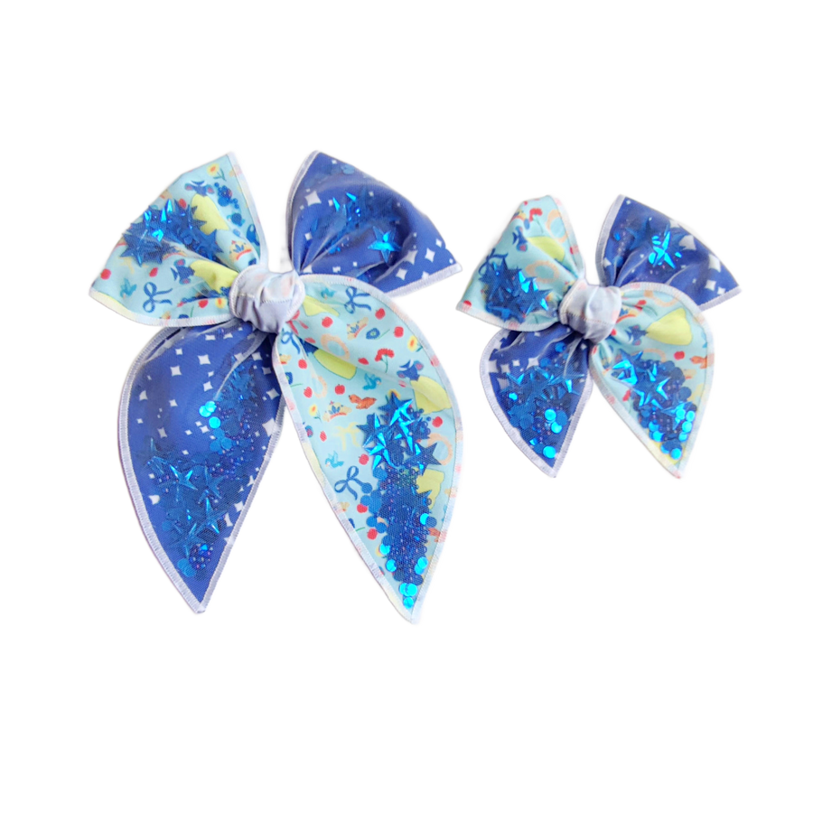 These princess themed shaker two toned pre-cut tied bows are ready to package and resell to your customers no sewing or measuring necessary! These hair bows come with a clip already attached. The shaker bows come pre-filled with princess inspired pattern mix.