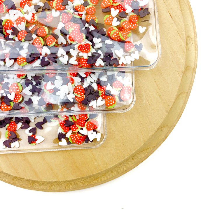 Chocolate Covered Strawberries Shaker Bow Pouch