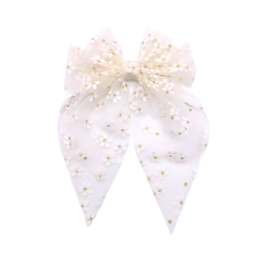 These Easter floral tulle pre-cut tied bows are ready to package and resell to your customers no sewing or measuring necessary! These hair bows come with a alligator clip already attached.