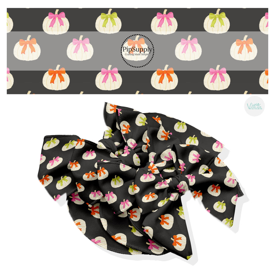 These Halloween themed no sew bow strips can be easily tied and attached to a clip for a finished hair bow. These fun patterned bow strips are great for personal use or to sell. These bow strips feature the following design elements: white pumpkins with bows on gray.