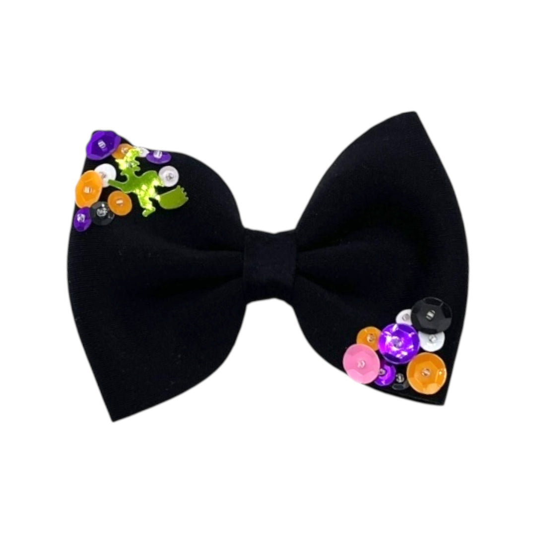 Theses Halloween neoprene multi sequin hair bows are ready to package and resell to your customers no sewing or measuring necessary! These come pre-tied with an attached alligator clip. The Halloween themed bow is perfect for all hair styles for kids and adults.