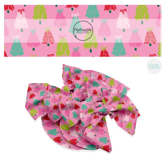 These winter Christmas tree themed no sew bow strips can be easily tied and attached to a clip for a finished hair bow. These fun patterned bow strips are great for personal use or to sell. These bow strips feature the following design elements: colorful Christmas trees with bows on pink.