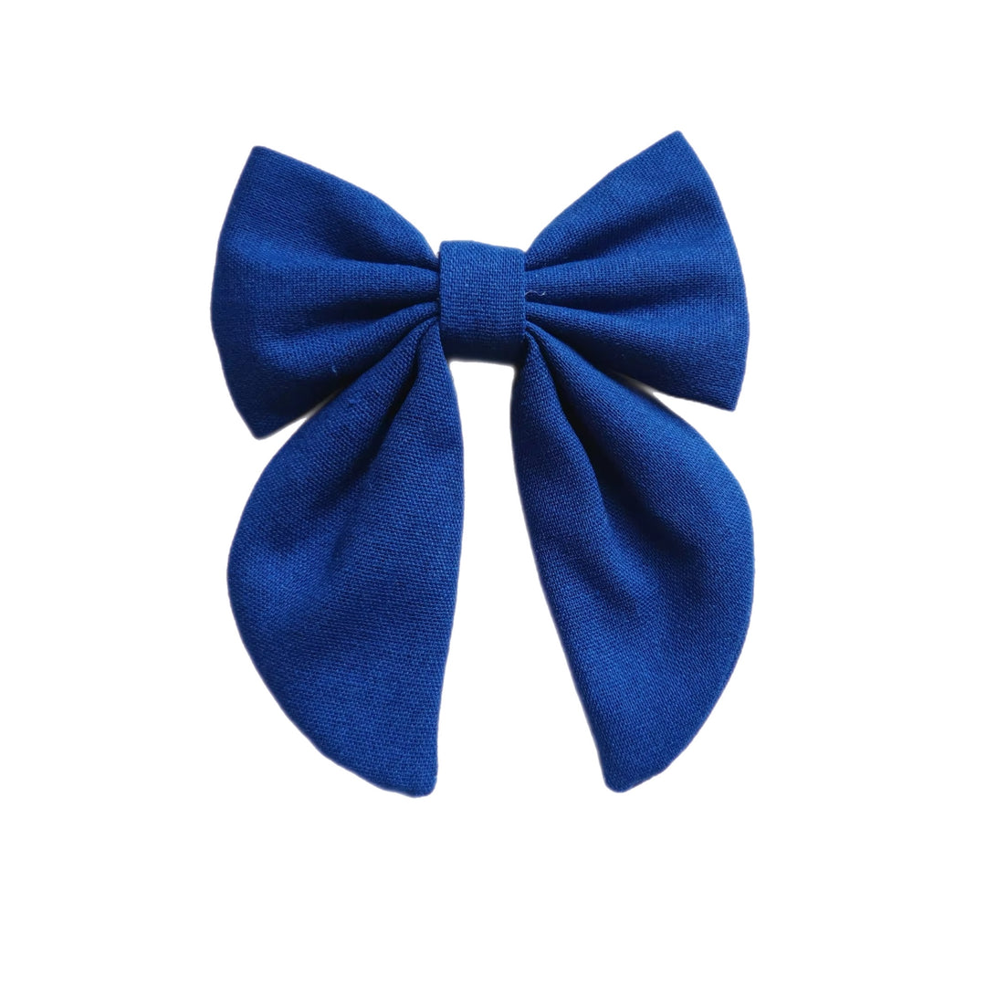 These sailor solid linen pre-cut tied bows are ready to package and resell to your customers no sewing or measuring necessary! These hair bows come with a clip already attached.