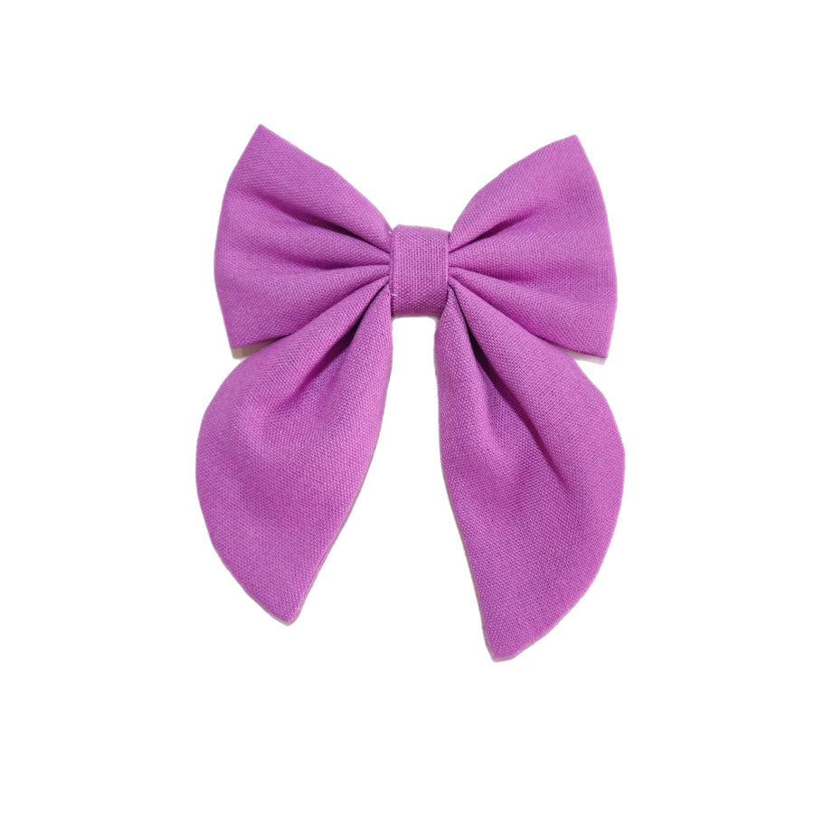 These sailor solid linen pre-cut tied bows are ready to package and resell to your customers no sewing or measuring necessary! These hair bows come with a clip already attached.