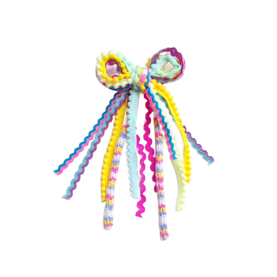 These summer colorful ribbon tied bows are ready to package and resell to your customers no sewing or measuring necessary! These hair bows come with a clip already attached.