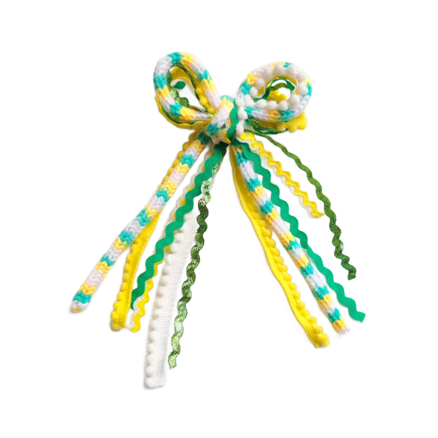 These summer colorful ribbon tied bows are ready to package and resell to your customers no sewing or measuring necessary! These hair bows come with a clip already attached.