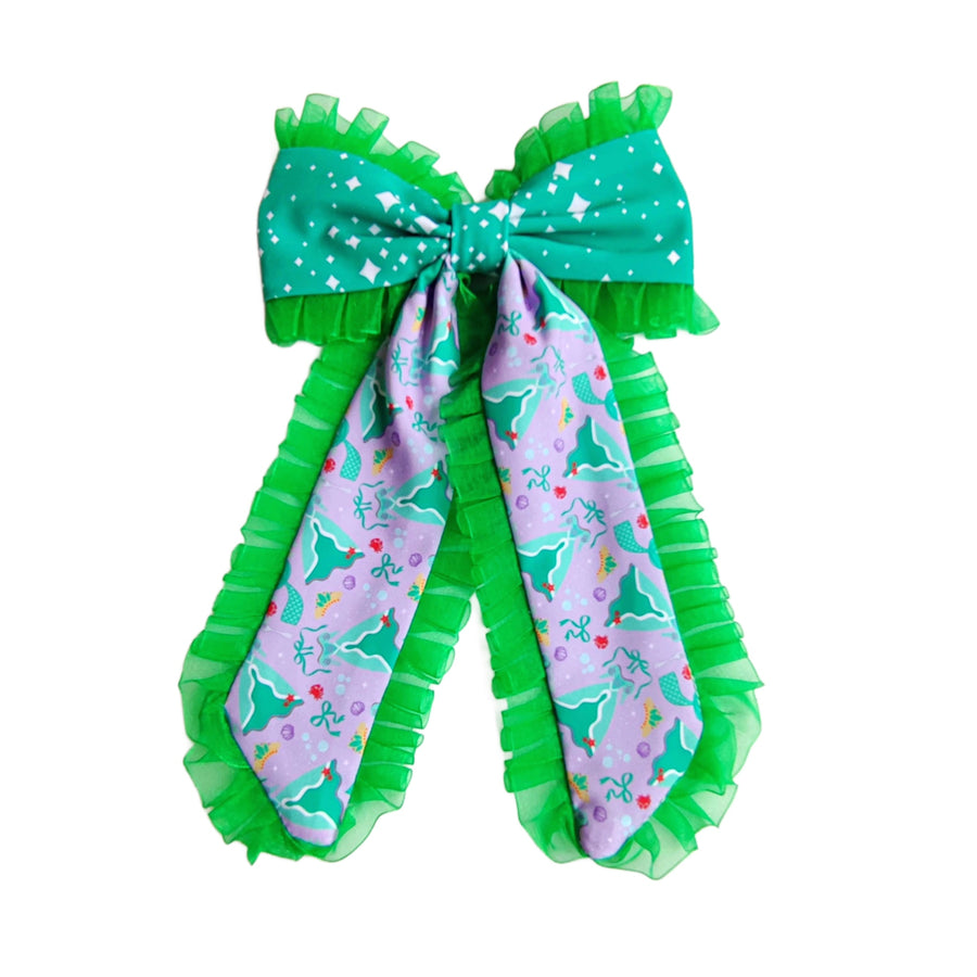 These princess themed ruffled long tail pre-cut tied bows are ready to package and resell to your customers no sewing or measuring necessary! These hair bows come with a clip already attached.