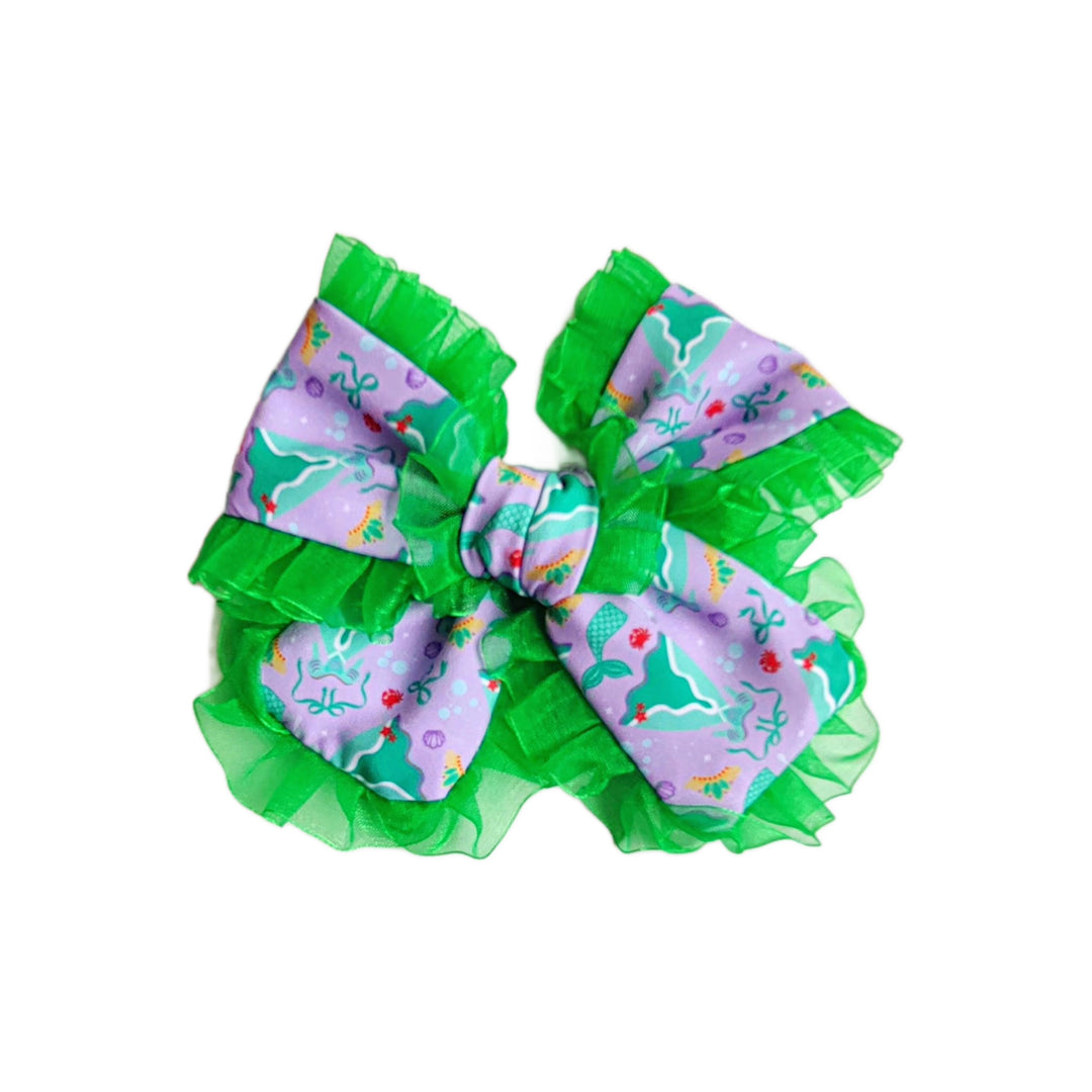 These princess themed ruffled pinwheel pre-cut tied bows are ready to package and resell to your customers no sewing or measuring necessary! These hair bows come with a clip already attached.