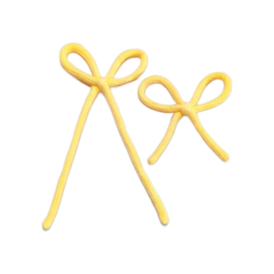 These spring ribbon tied bows are ready to package and resell to your customers no sewing or measuring necessary! These hair bows come with a clip already attached.